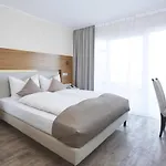Kluet Hotel Hamelin