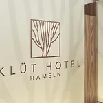 Kluet Hotel