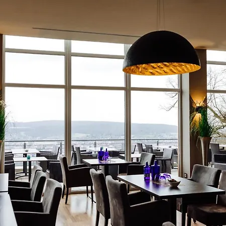Kluet Hotel *